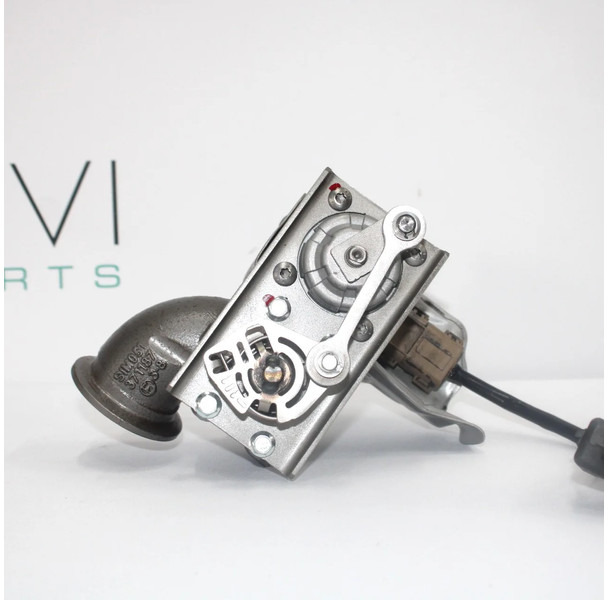 DAF XF106 EGR Klep Gereviseerd 2412200 | 2256370 | 1960473 - Auspuff/ Abgasanlage für LKW: das Bild 2 DAF XF106 EGR Klep Gereviseerd 2412200 | 2256370 | 1960473 - Auspuff/ Abgasanlage für LKW: das Bild 2