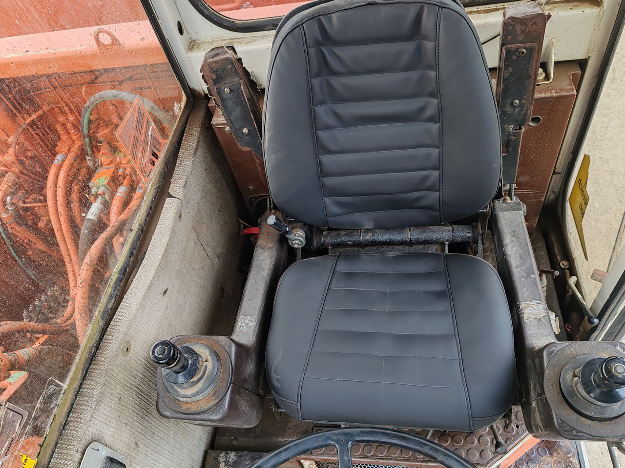 Mobilbagger Case Poclain 61P: das Bild 13