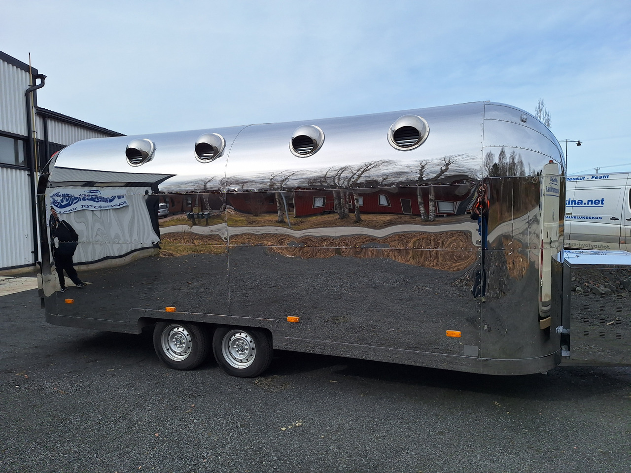 Deli Star Trailer American 5800 - EU standards - Verkaufsanhänger: das Bild 1 Deli Star Trailer American 5800 - EU standards - Verkaufsanhänger: das Bild 1