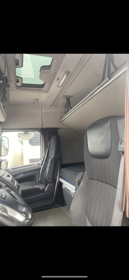 Sattelzugmaschine DAF H4EN3: das Bild 10