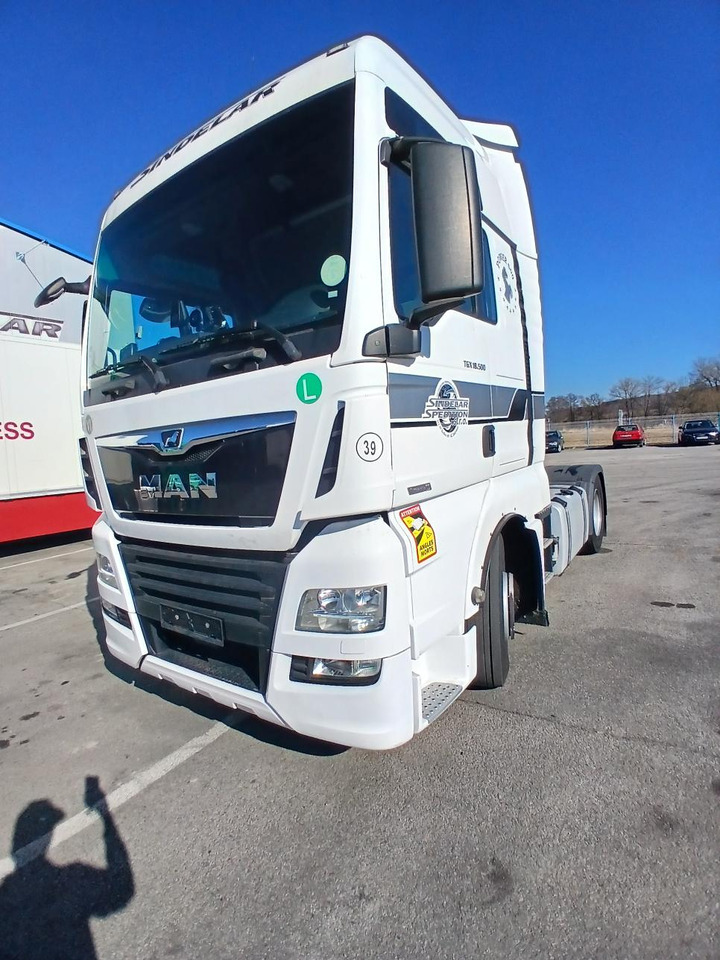 MAN D2676LF51 - Sattelzugmaschine: das Bild 1 MAN D2676LF51 - Sattelzugmaschine: das Bild 1