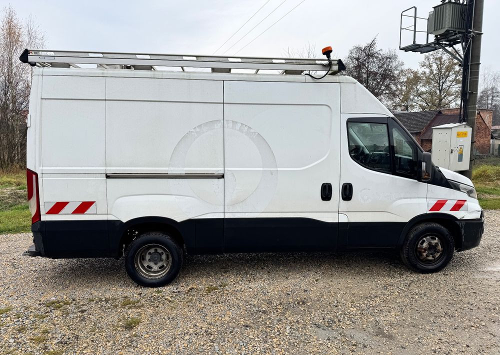 Iveco 35C21 - Kastenwagen: das Bild 5 Iveco 35C21 - Kastenwagen: das Bild 5