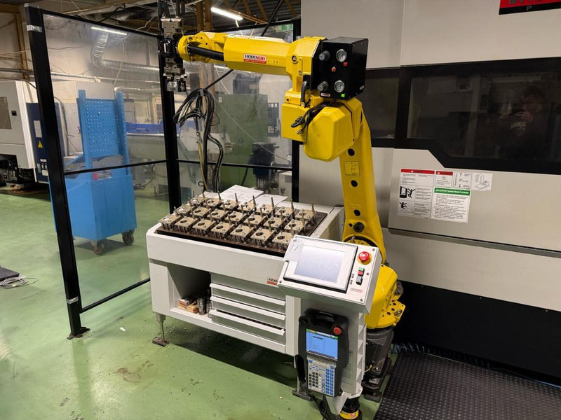 RoboJob Mill-Assist-E - Baumaschine: das Bild 2 RoboJob Mill-Assist-E - Baumaschine: das Bild 2