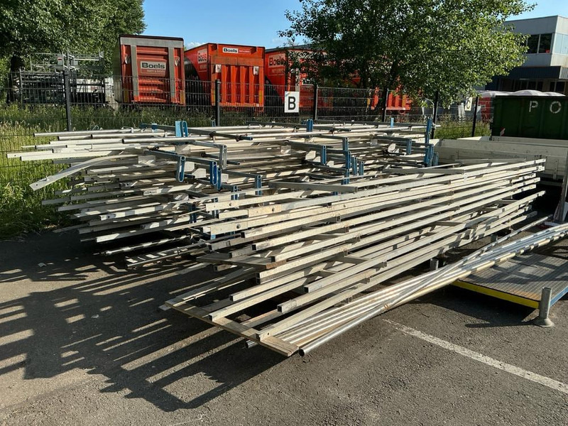 Onbekend - Metallbearbeitungsmaschine: das Bild 1 Onbekend - Metallbearbeitungsmaschine: das Bild 1