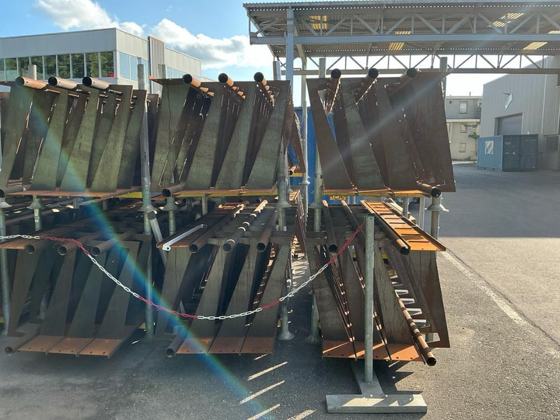 Onbekend - Metallbearbeitungsmaschine: das Bild 3 Onbekend - Metallbearbeitungsmaschine: das Bild 3