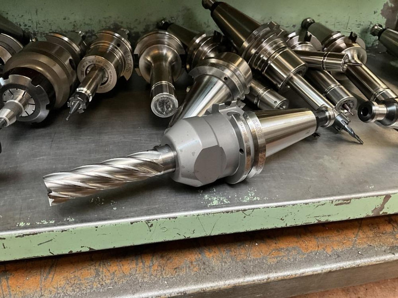 Onbekend - Metallbearbeitungsmaschine: das Bild 5 Onbekend - Metallbearbeitungsmaschine: das Bild 5
