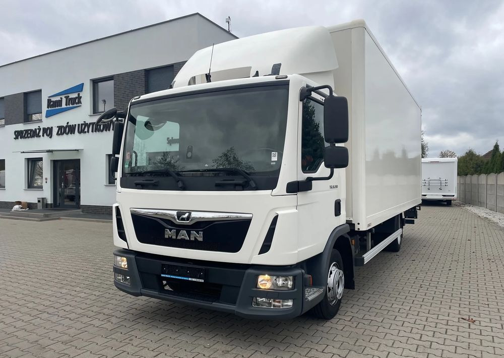 MAN TGL 8.190 KLIMA , PODUSZKI! - Koffer LKW: das Bild 2 MAN TGL 8.190 KLIMA , PODUSZKI! - Koffer LKW: das Bild 2