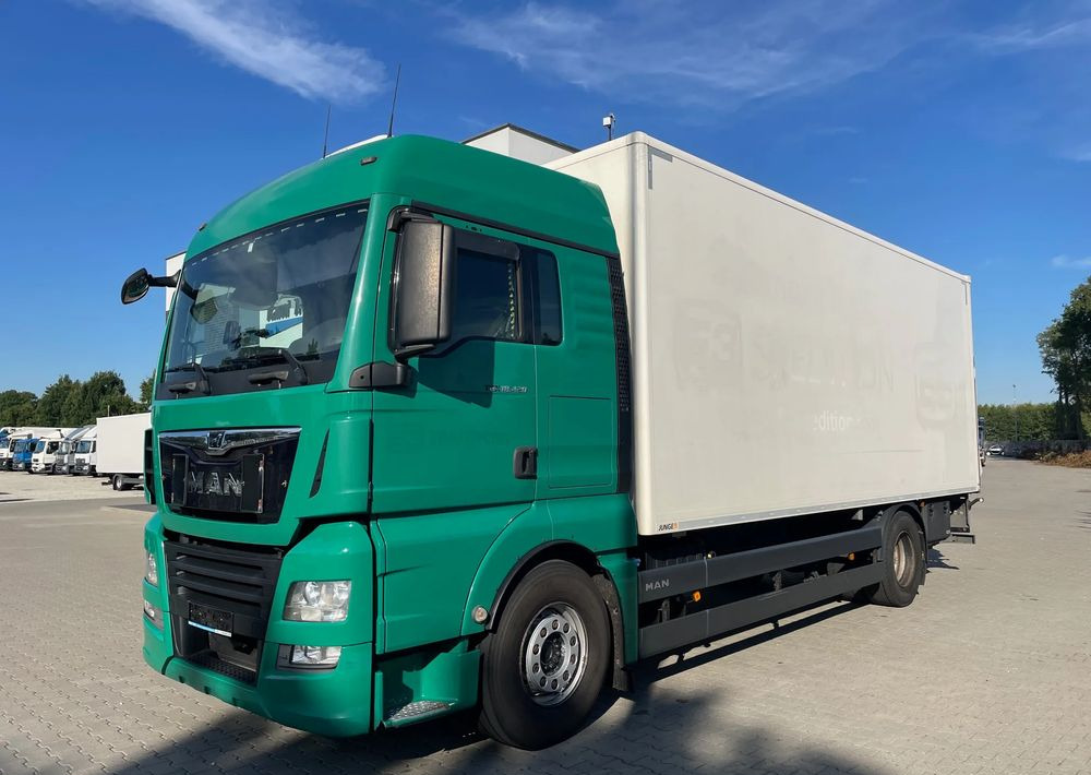 MAN TGX 18.420/ KONTENER 7,2m - Koffer LKW: das Bild 2 MAN TGX 18.420/ KONTENER 7,2m - Koffer LKW: das Bild 2