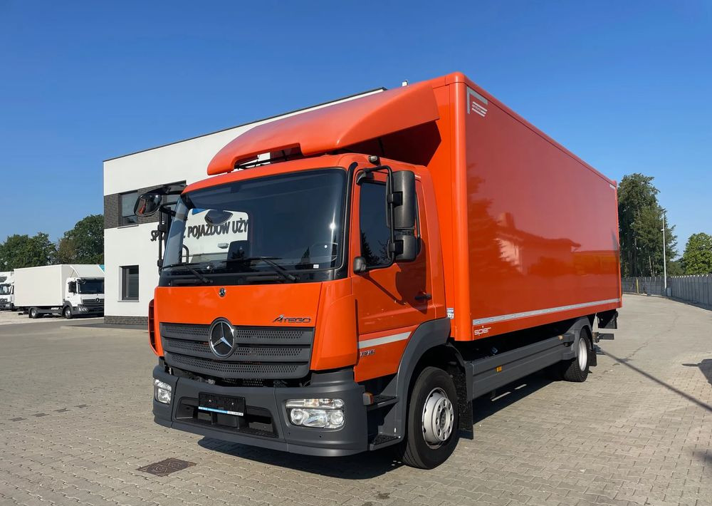 Mercedes-Benz ATEGO 1218 - Koffer LKW: das Bild 1 Mercedes-Benz ATEGO 1218 - Koffer LKW: das Bild 1