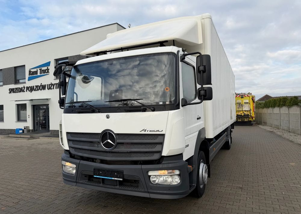 Mercedes-Benz ATEGO 1318 IZOTERMA 20 PALET! - Koffer LKW: das Bild 1 Mercedes-Benz ATEGO 1318 IZOTERMA 20 PALET! - Koffer LKW: das Bild 1