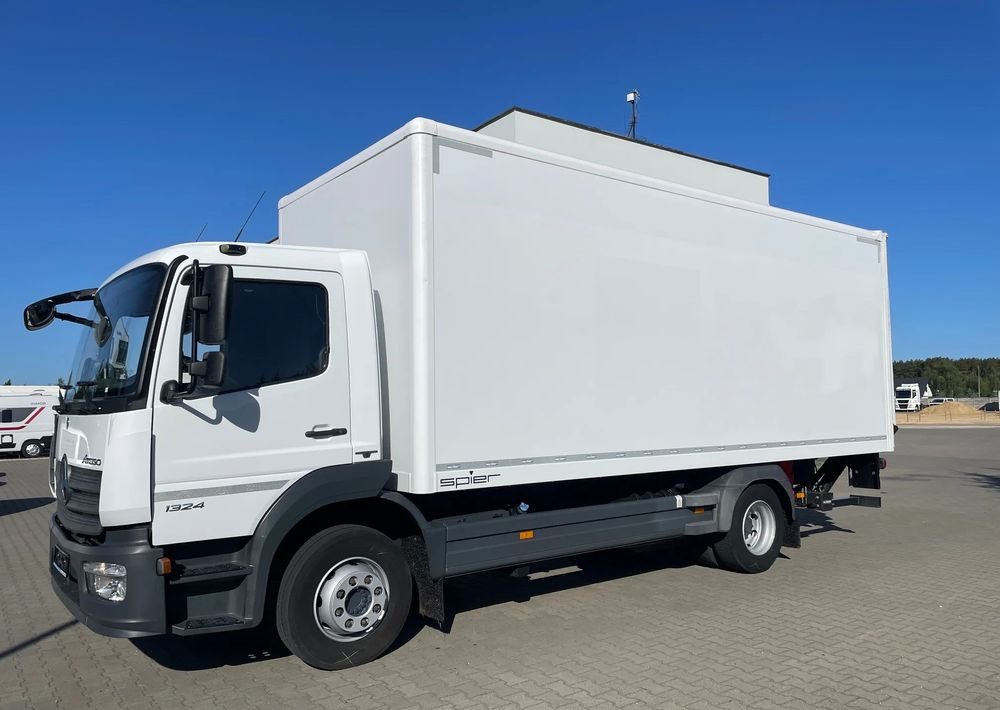 Mercedes-Benz ATEGO 1324, 15 EUROPALET, ŁADOWNOŚĆ 7,5 T - Koffer LKW: das Bild 3 Mercedes-Benz ATEGO 1324, 15 EUROPALET, ŁADOWNOŚĆ 7,5 T - Koffer LKW: das Bild 3