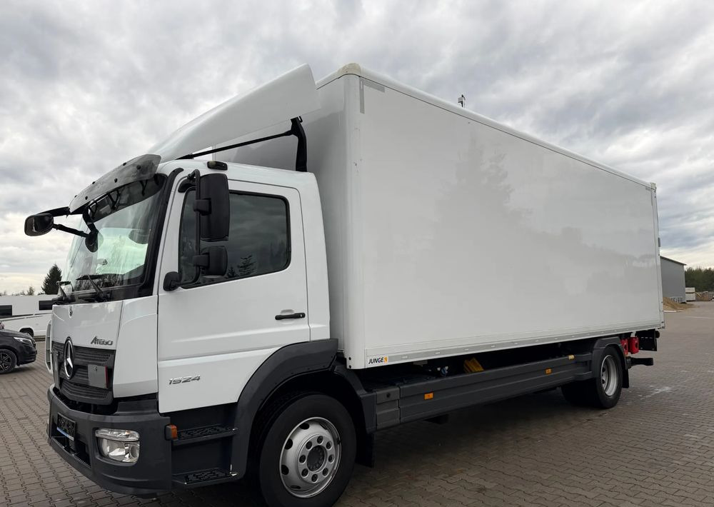 Mercedes-Benz ATEGO 1524 - Koffer LKW: das Bild 2 Mercedes-Benz ATEGO 1524 - Koffer LKW: das Bild 2