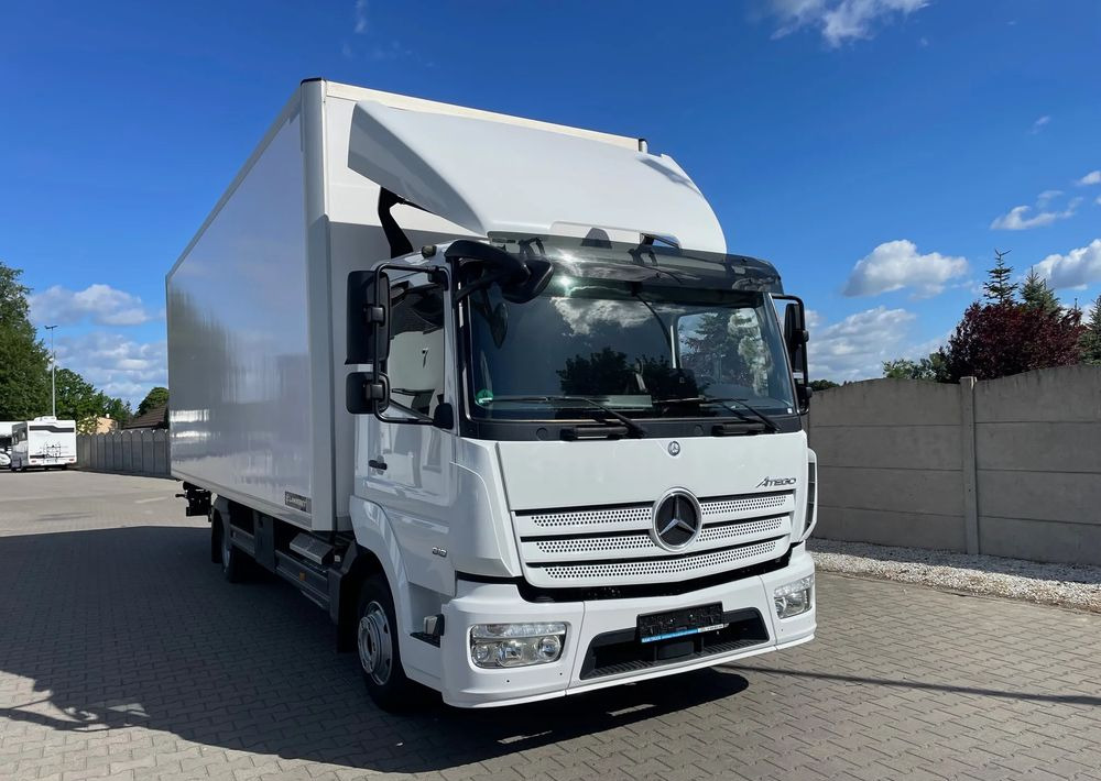 Mercedes-Benz ATEGO 818, IZOTERMA OGRZEWANA! - Koffer LKW: das Bild 2 Mercedes-Benz ATEGO 818, IZOTERMA OGRZEWANA! - Koffer LKW: das Bild 2
