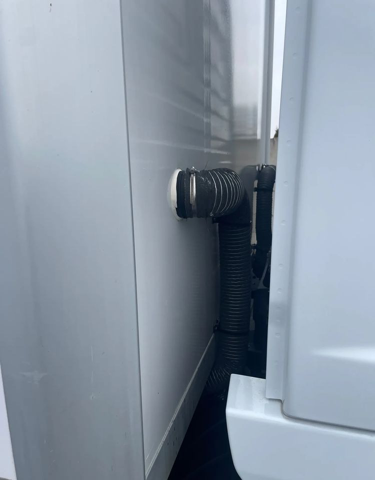 Mercedes-Benz ATEGO 818, IZOTERMA OGRZEWANA! - Koffer LKW: das Bild 5 Mercedes-Benz ATEGO 818, IZOTERMA OGRZEWANA! - Koffer LKW: das Bild 5