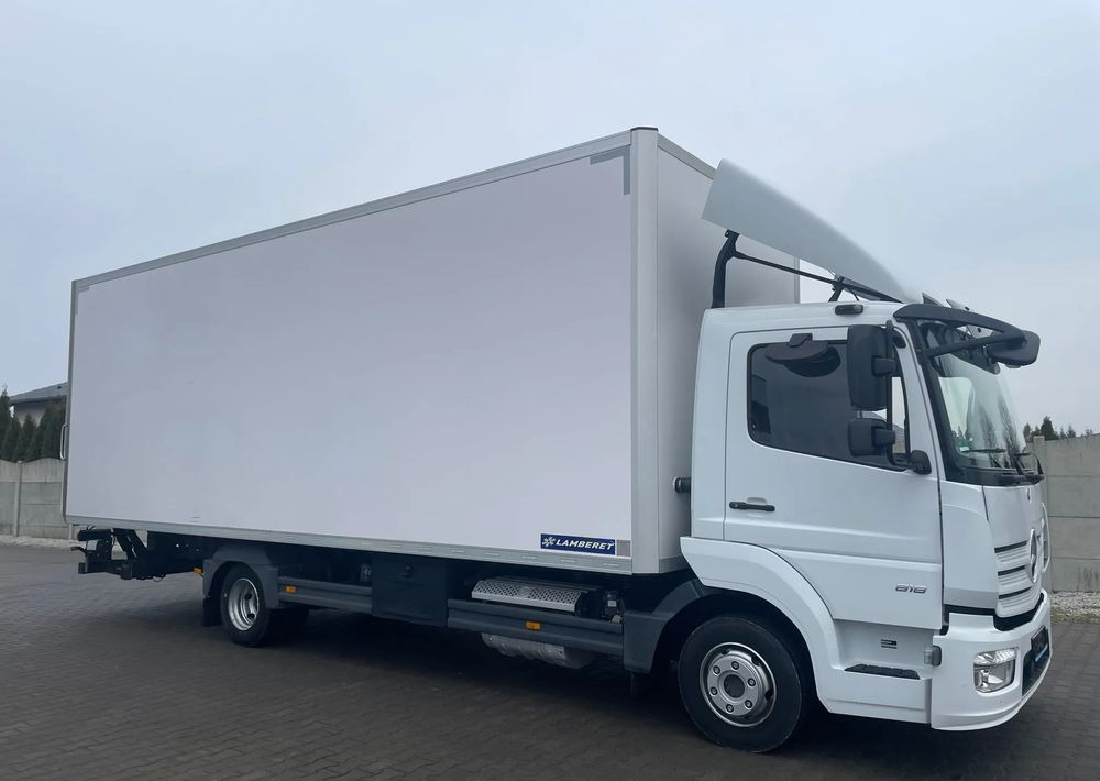 Mercedes-Benz ATEGO 818, IZOTERMA OGRZEWANA! - Koffer LKW: das Bild 4 Mercedes-Benz ATEGO 818, IZOTERMA OGRZEWANA! - Koffer LKW: das Bild 4