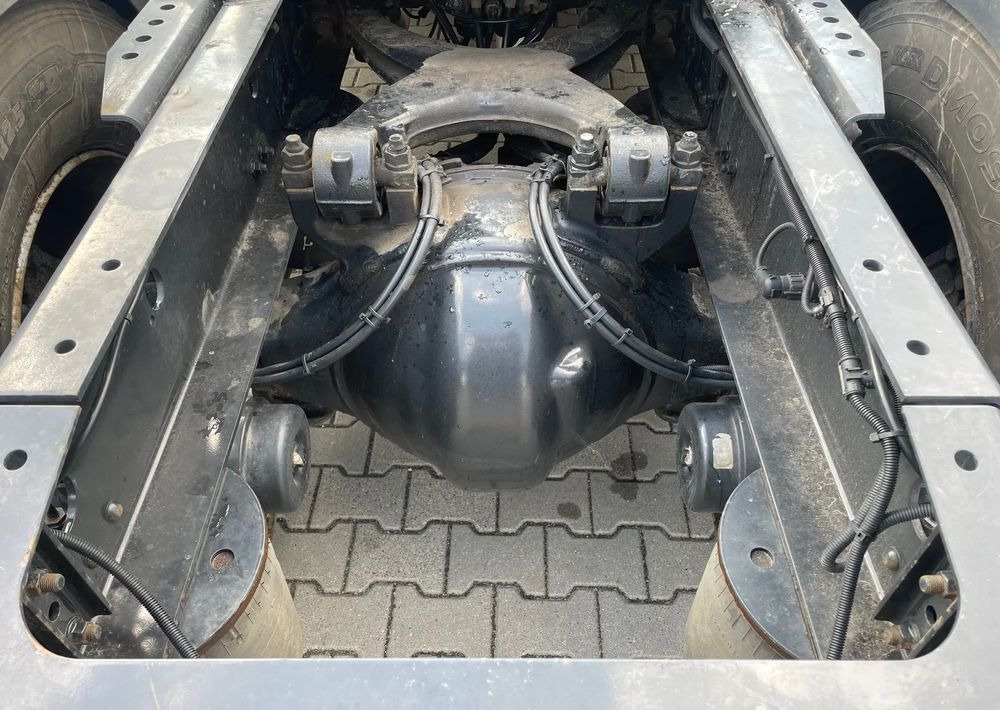Sattelzugmaschine MAN TGX XLX 18.460 HydroDrive/ 4x4: das Bild 7