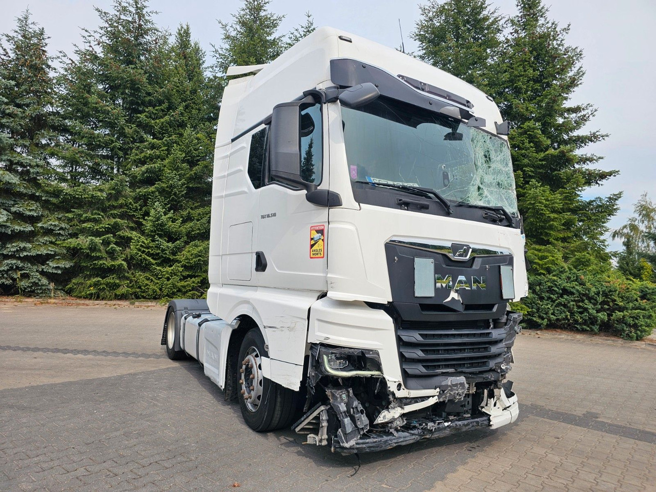 MAN TGX 18.510 XXL INTARDER - Motor , Rahmen 100% OK - Sattelzugmaschine: das Bild 1 MAN TGX 18.510 XXL INTARDER - Motor , Rahmen 100% OK - Sattelzugmaschine: das Bild 1