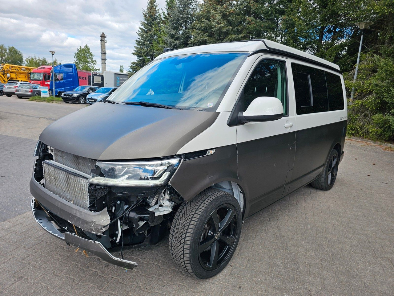 Volkswagen SALTY BLUE PREMIUM BULLI CALIFORNIA Fahrbereit! - Camper Van: das Bild 2 Volkswagen SALTY BLUE PREMIUM BULLI CALIFORNIA Fahrbereit! - Camper Van: das Bild 2