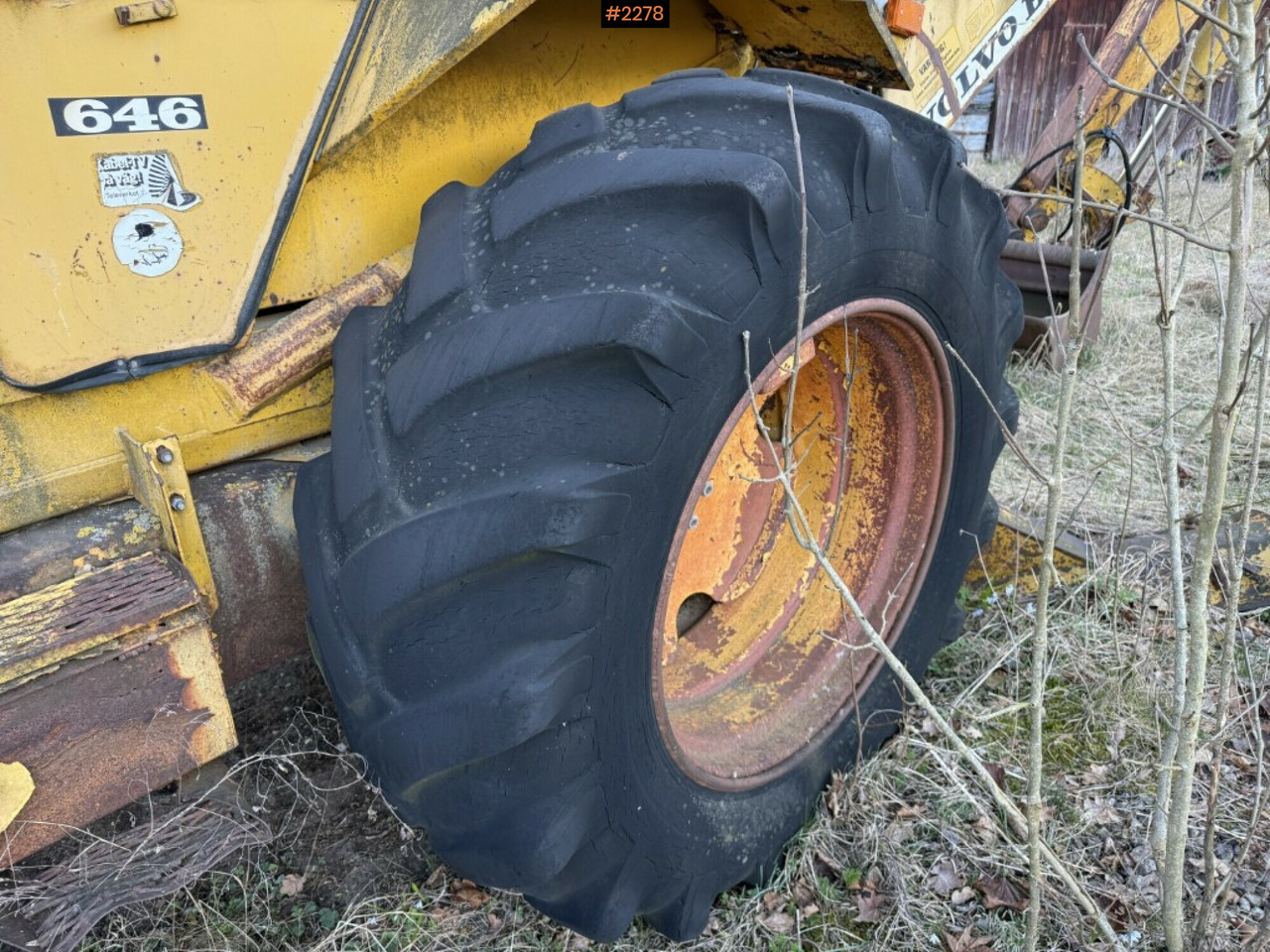Baggerlader Backhoe loader Volvo BM 646 with attachments Repair object: das Bild 9