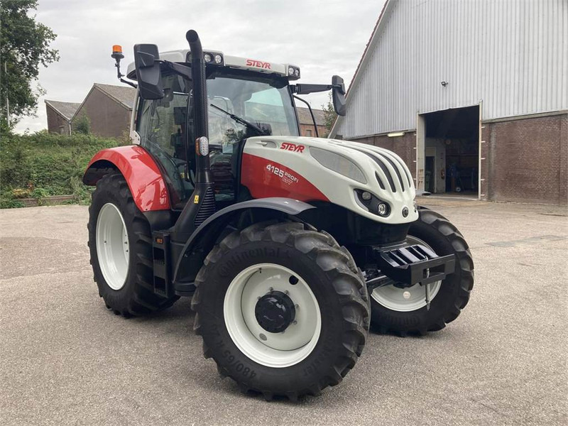 Steyr PROFI 4125 CVT - Traktor: das Bild 5 Steyr PROFI 4125 CVT - Traktor: das Bild 5