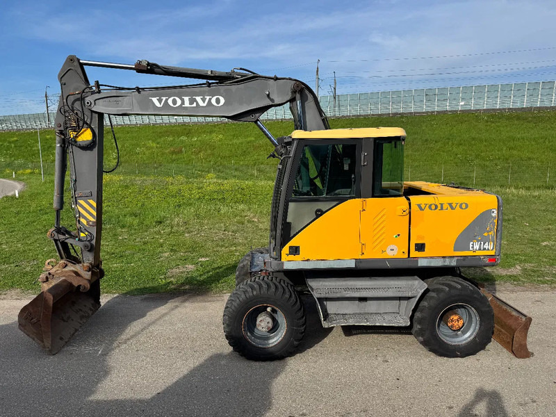 Volvo EW140 - Mobilbagger: das Bild 2 Volvo EW140 - Mobilbagger: das Bild 2
