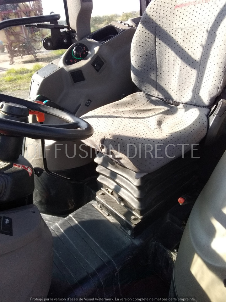 CASE IH TRACTEUR AGRICOLE QUANTUM 100 F - Traktor: das Bild 5 CASE IH TRACTEUR AGRICOLE QUANTUM 100 F - Traktor: das Bild 5