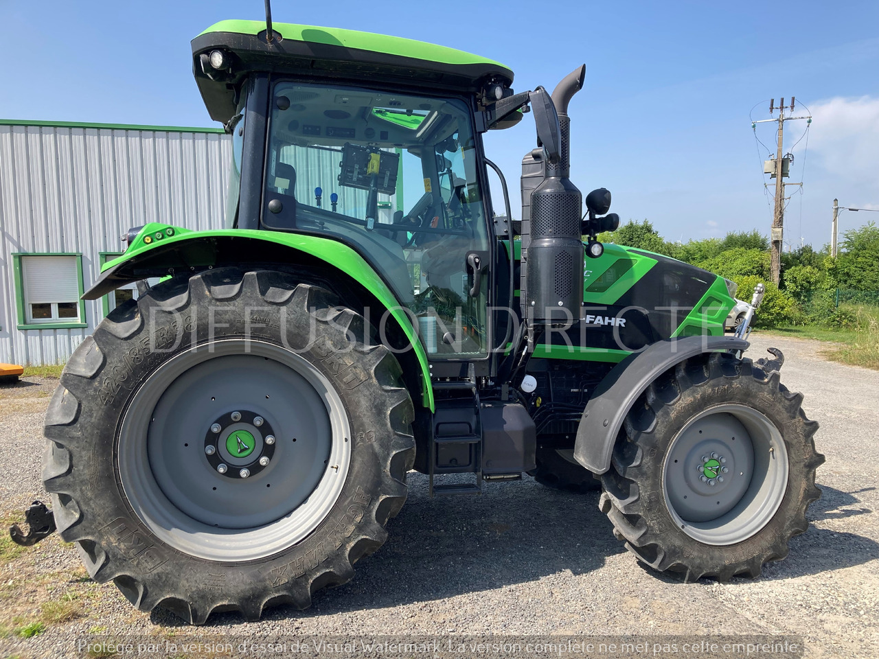 DEUTZ-FAHR TRACTEUR AGRICOLE 6125 C RV SHIFT - Traktor: das Bild 2 DEUTZ-FAHR TRACTEUR AGRICOLE 6125 C RV SHIFT - Traktor: das Bild 2