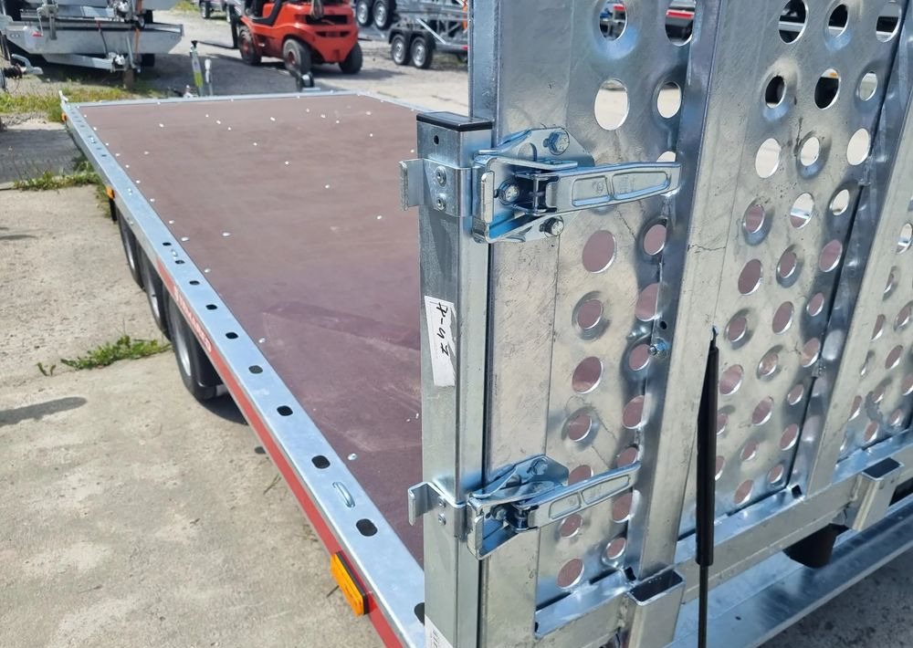 TEMARED UNIVERSAL 5121/3 3.5T R10C SKLEJKA - Autotransporter Anhänger: das Bild 5 TEMARED UNIVERSAL 5121/3 3.5T R10C SKLEJKA - Autotransporter Anhänger: das Bild 5