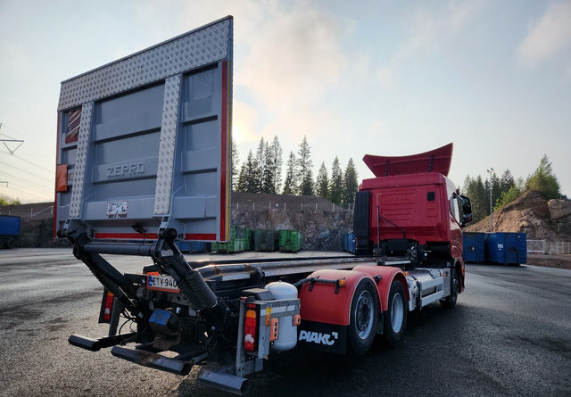 Iveco S-Way 6x2 LNG - Fahrgestell LKW: das Bild 4 Iveco S-Way 6x2 LNG - Fahrgestell LKW: das Bild 4