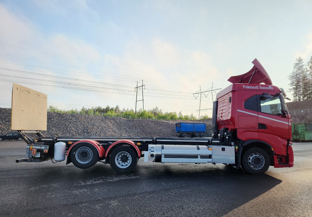 Iveco S-Way 6x2 LNG - Fahrgestell LKW: das Bild 5 Iveco S-Way 6x2 LNG - Fahrgestell LKW: das Bild 5