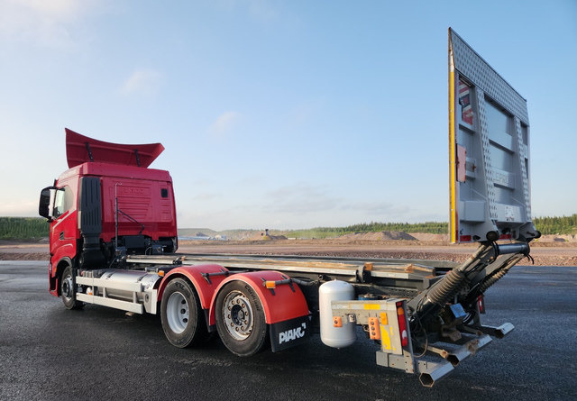 Iveco S-Way 6x2 LNG / LBG - Fahrgestell LKW: das Bild 3 Iveco S-Way 6x2 LNG / LBG - Fahrgestell LKW: das Bild 3