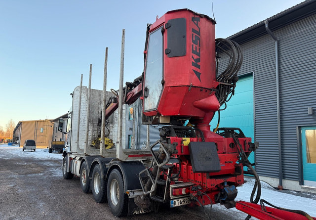 Mercedes-BenzArocs 8x4 Nosturilla! - Holztransporter, Autokran: das Bild 4 Mercedes-BenzArocs 8x4 Nosturilla! - Holztransporter, Autokran: das Bild 4