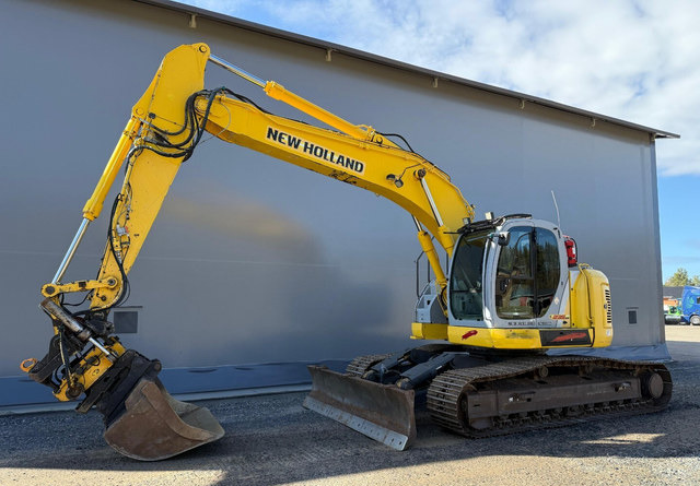 New HollandE235SR - Kettenbagger: das Bild 1 New HollandE235SR - Kettenbagger: das Bild 1