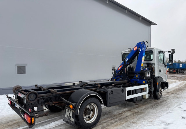 NissanAtleon - Abrollkipper, Autokran: das Bild 5 NissanAtleon - Abrollkipper, Autokran: das Bild 5