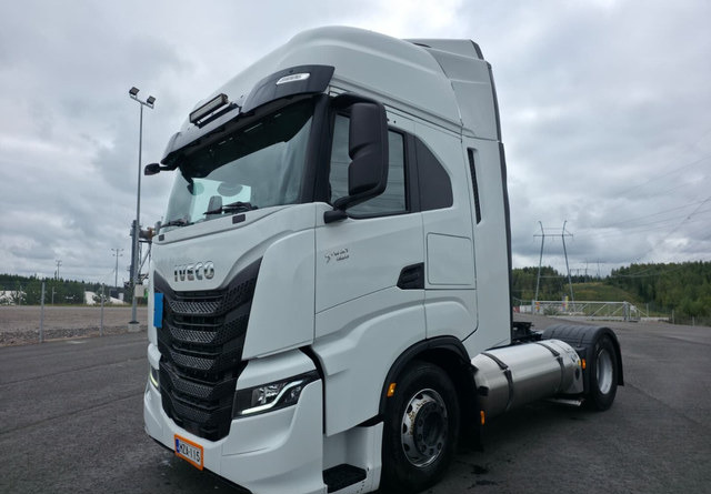 IvecoS-Way 460 4x2 LNG / LBG - Sattelzugmaschine: das Bild 1 IvecoS-Way 460 4x2 LNG / LBG - Sattelzugmaschine: das Bild 1