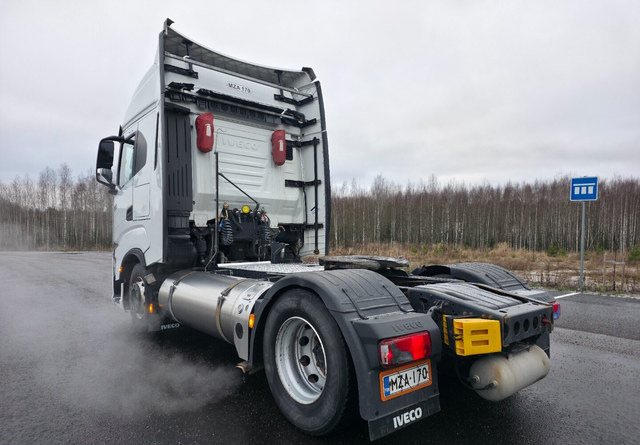 IvecoS-Way 460 4x2 LNG / LBG - Sattelzugmaschine: das Bild 3 IvecoS-Way 460 4x2 LNG / LBG - Sattelzugmaschine: das Bild 3