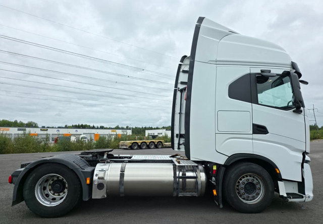 IvecoS-Way 460 4x2 LNG / LBG - Sattelzugmaschine: das Bild 5 IvecoS-Way 460 4x2 LNG / LBG - Sattelzugmaschine: das Bild 5