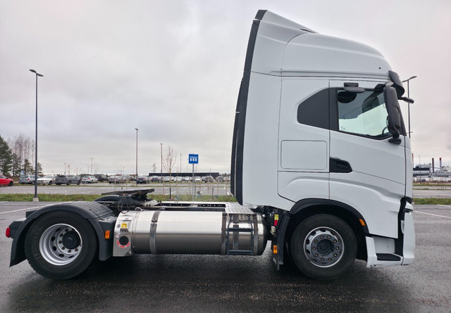 IvecoS-Way 460 4x2 LNG / LBG - Sattelzugmaschine: das Bild 5 IvecoS-Way 460 4x2 LNG / LBG - Sattelzugmaschine: das Bild 5