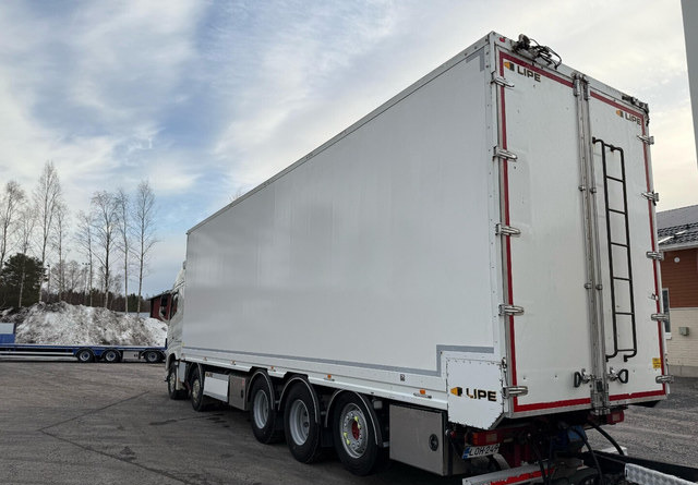Volvo FH16 750 10x4 - Koffer LKW: das Bild 3 Volvo FH16 750 10x4 - Koffer LKW: das Bild 3