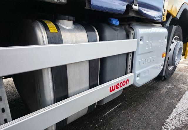 Plane LKW VolvoFH460 LNG / LBG 6x2: das Bild 12 Plane LKW VolvoFH460 LNG / LBG 6x2: das Bild 12