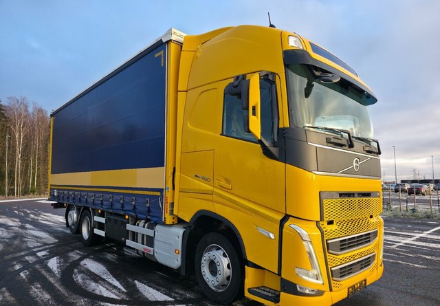 Plane LKW VolvoFH460 LNG / LBG 6x2: das Bild 6 Plane LKW VolvoFH460 LNG / LBG 6x2: das Bild 6