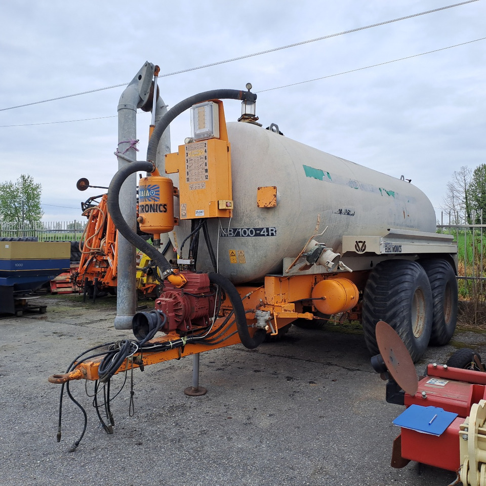 CARROBOTTE LIQUAME VAIA MODELLO MB/100-4R/MB 143 2 ASSI - Güllefass: das Bild 1 CARROBOTTE LIQUAME VAIA MODELLO MB/100-4R/MB 143 2 ASSI - Güllefass: das Bild 1