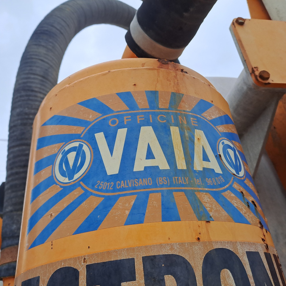 CARROBOTTE LIQUAME VAIA MODELLO MB/100-4R/MB 143 2 ASSI - Güllefass: das Bild 5 CARROBOTTE LIQUAME VAIA MODELLO MB/100-4R/MB 143 2 ASSI - Güllefass: das Bild 5