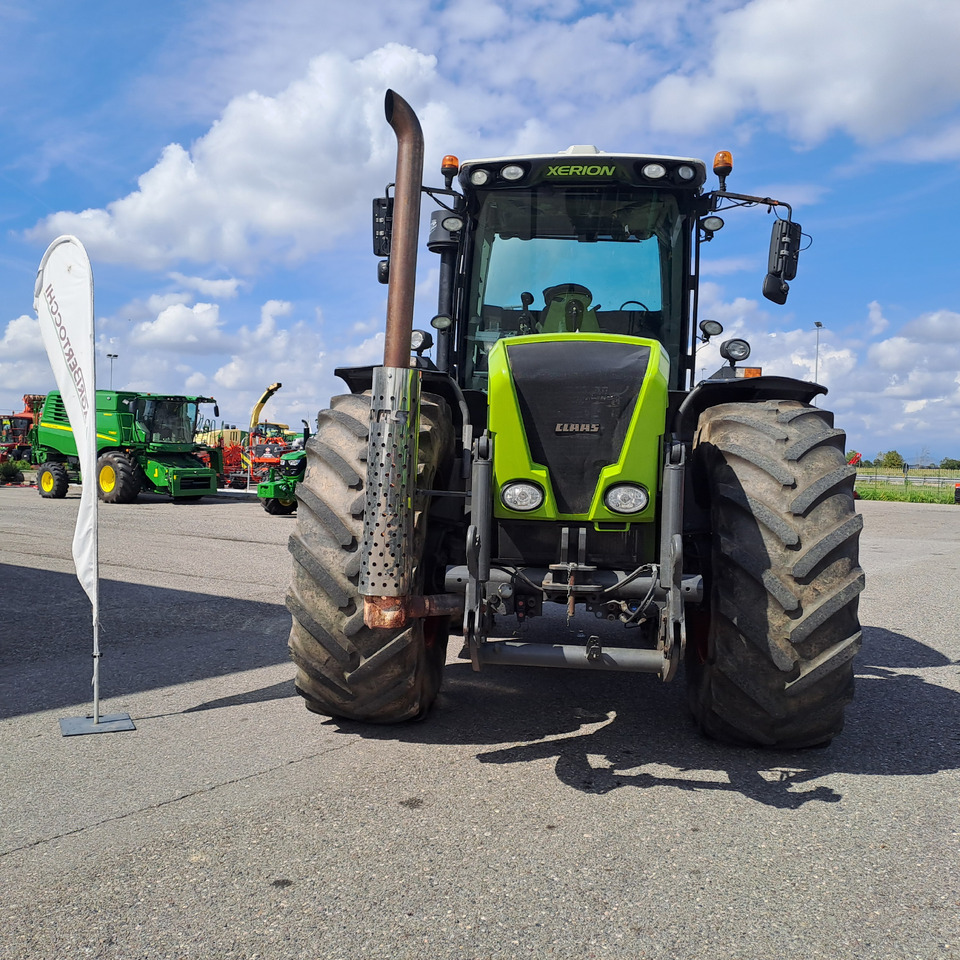 CLAAS XERION 3800 TRAC - Traktor: das Bild 3 CLAAS XERION 3800 TRAC - Traktor: das Bild 3