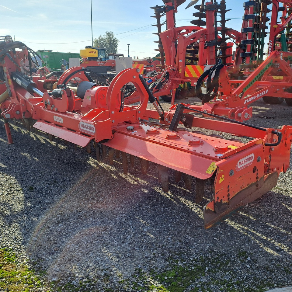 ERPICE ROTANTE PIEGHEVOLE MASCHIO AQUILA RAP 7000 - Bodenfräse: das Bild 2 ERPICE ROTANTE PIEGHEVOLE MASCHIO AQUILA RAP 7000 - Bodenfräse: das Bild 2