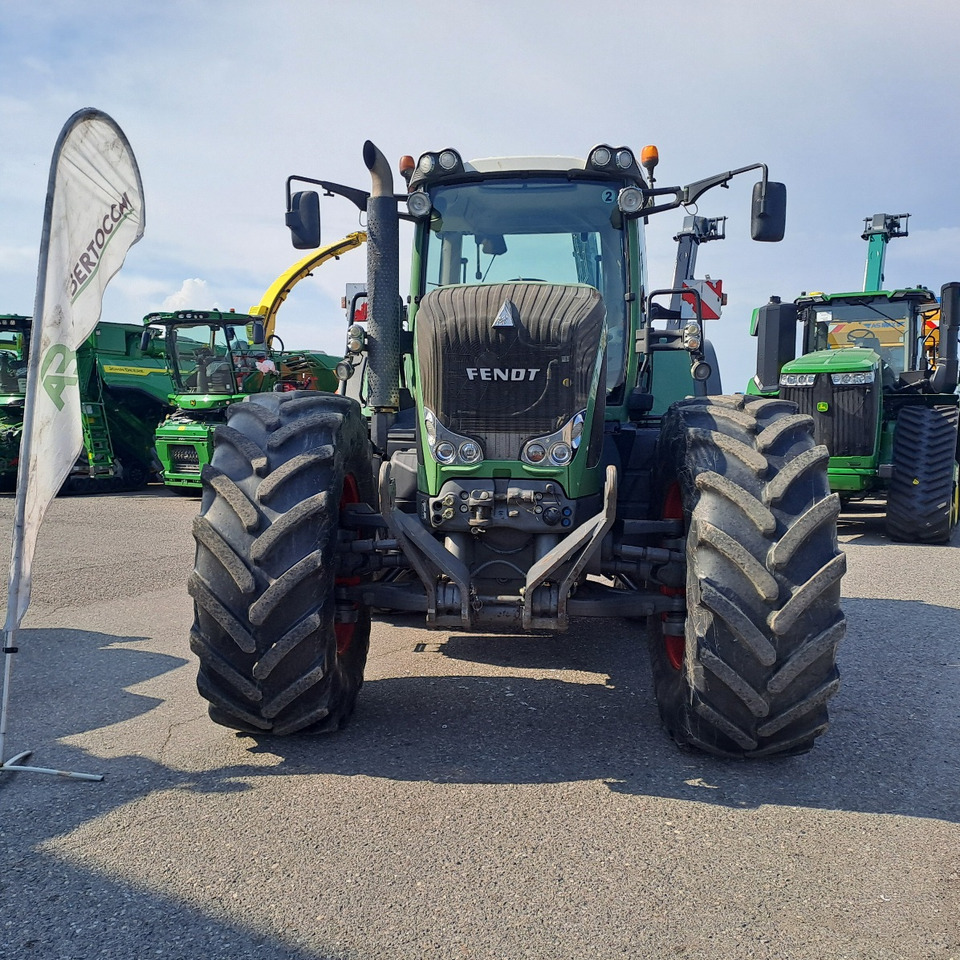 FENDT 936 VARIO - Traktor: das Bild 2 FENDT 936 VARIO - Traktor: das Bild 2