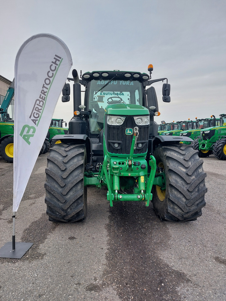 JOHN DEERE 6230R - Traktor: das Bild 1 JOHN DEERE 6230R - Traktor: das Bild 1