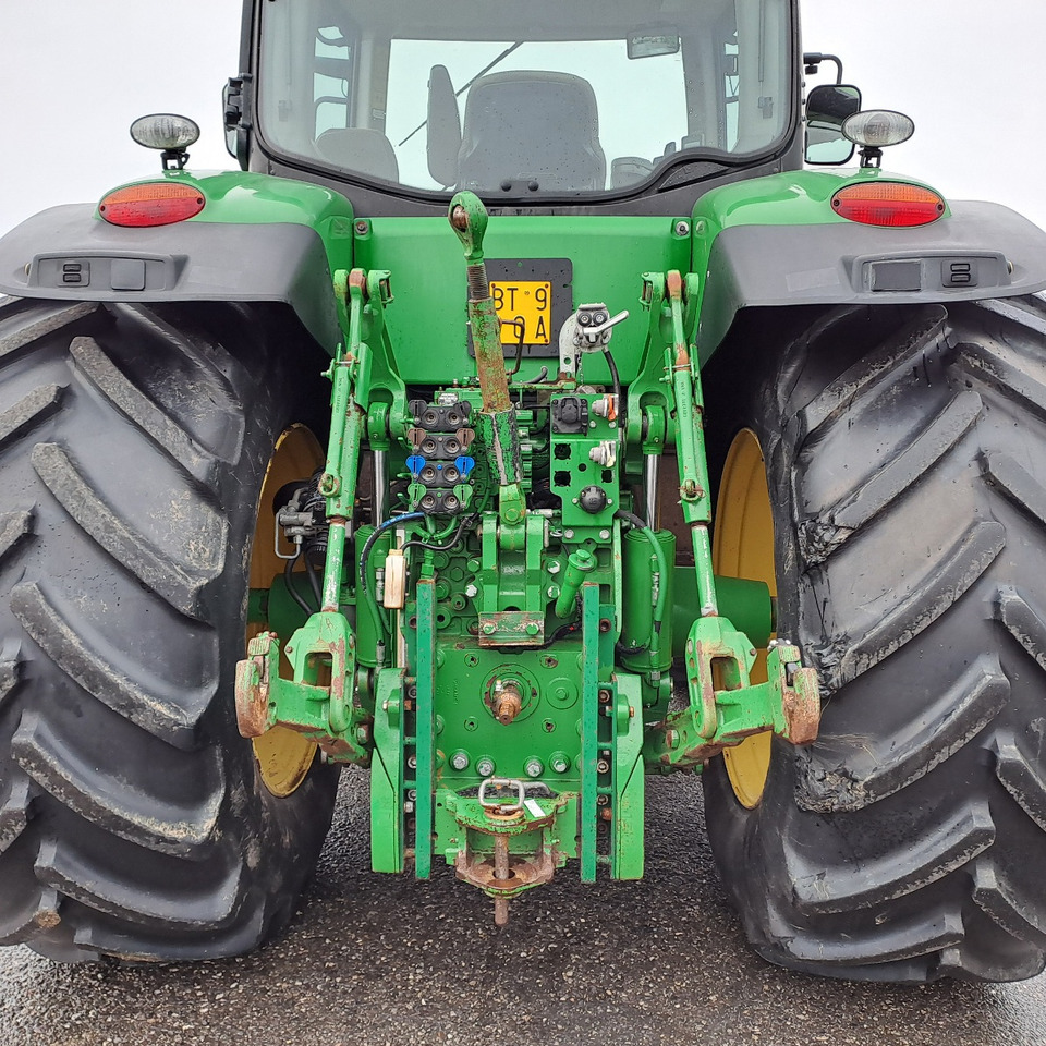 JOHN DEERE 7230R - ASTA AGRIBERTOCCHI - Traktor: das Bild 5 JOHN DEERE 7230R - ASTA AGRIBERTOCCHI - Traktor: das Bild 5