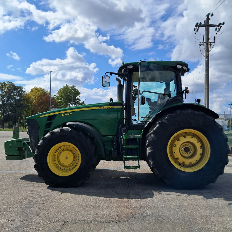 JOHN DEERE 8345 R - Traktor: das Bild 2 JOHN DEERE 8345 R - Traktor: das Bild 2