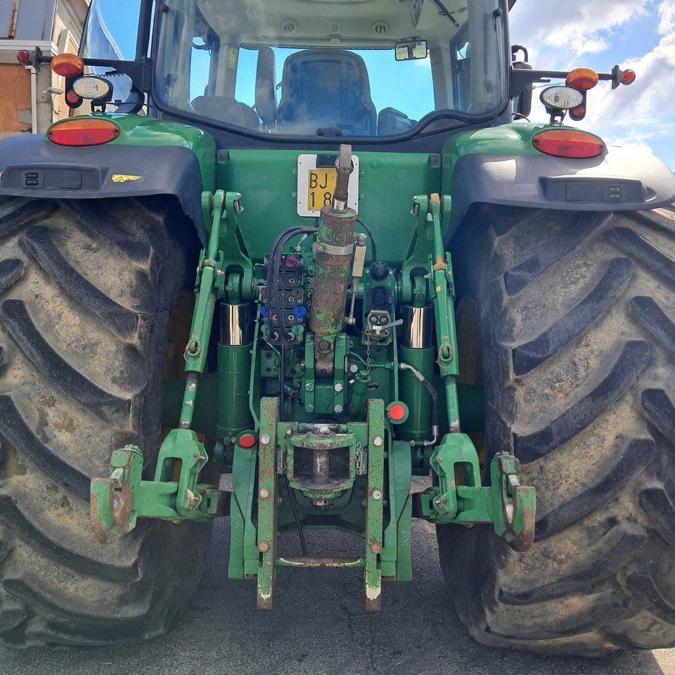 JOHN DEERE 8345 R - Traktor: das Bild 4 JOHN DEERE 8345 R - Traktor: das Bild 4